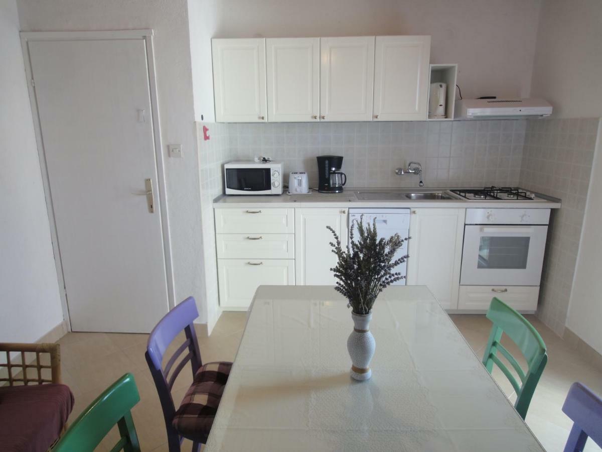 Apartments Villa Ana Drvenik Mali Eksteriør billede